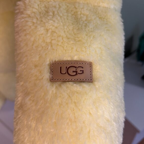 UGG Women's Emmalyn UGGfluff Puffer Jacket - Picture 7 of 12